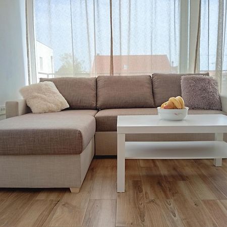 Apartments Villa Odesa With Shared Pool Zadar Extérieur photo