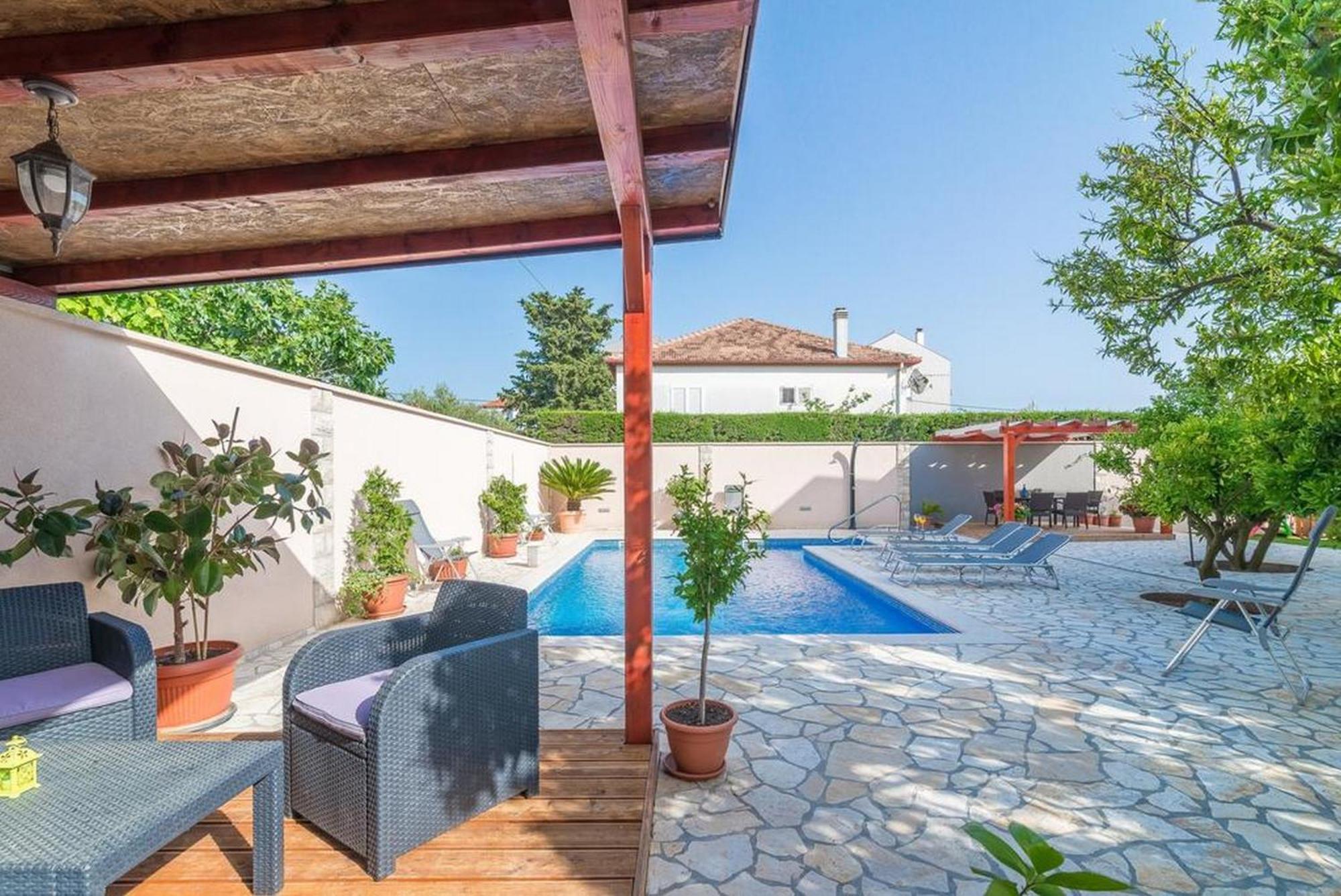 Apartments Villa Odesa With Shared Pool Zadar Extérieur photo