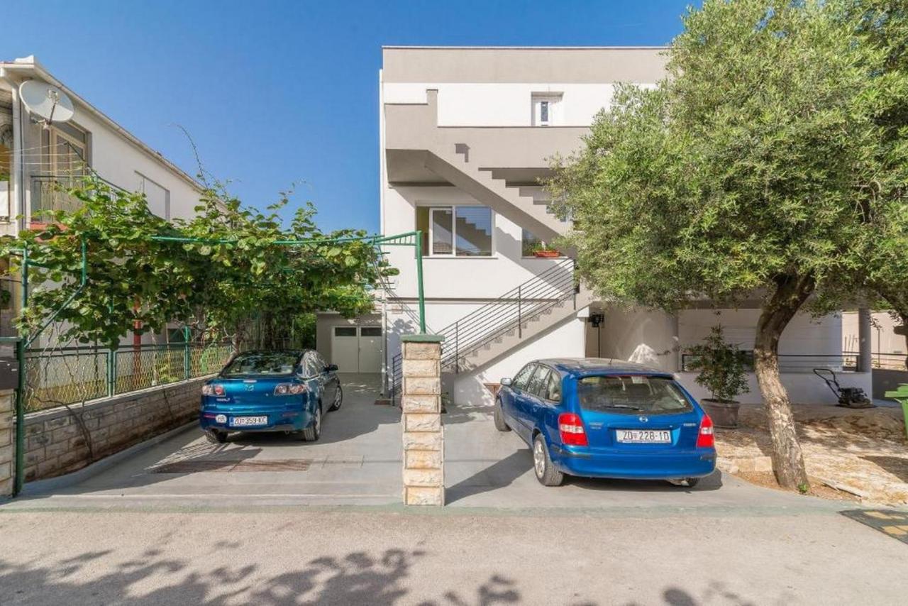 Apartments Villa Odesa With Shared Pool Zadar Extérieur photo