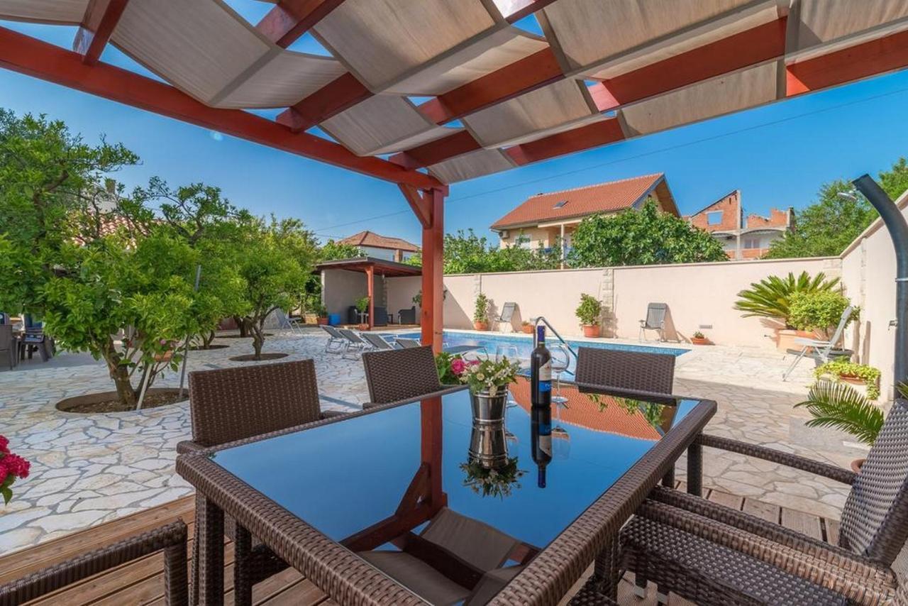 Apartments Villa Odesa With Shared Pool Zadar Extérieur photo
