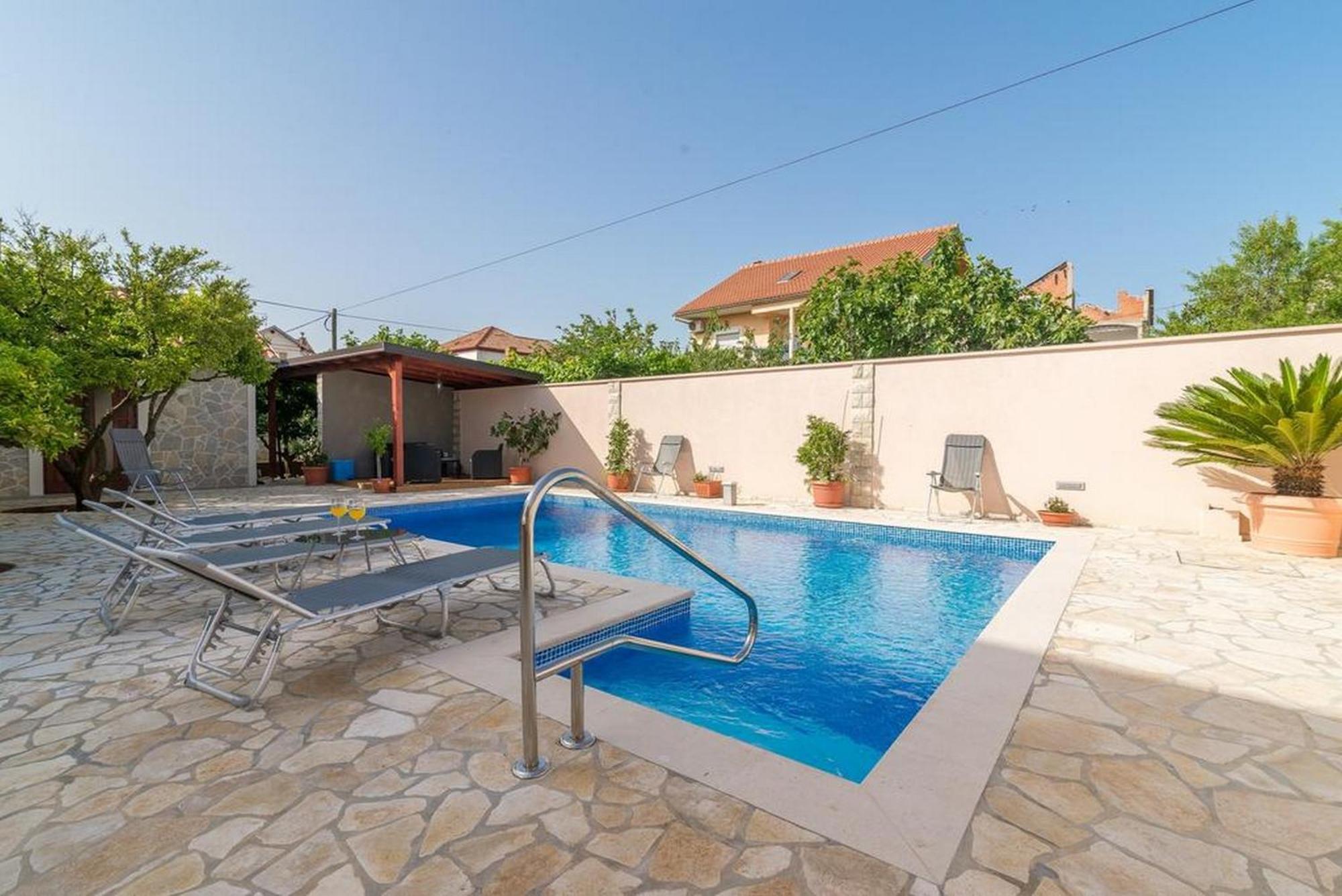 Apartments Villa Odesa With Shared Pool Zadar Chambre photo
