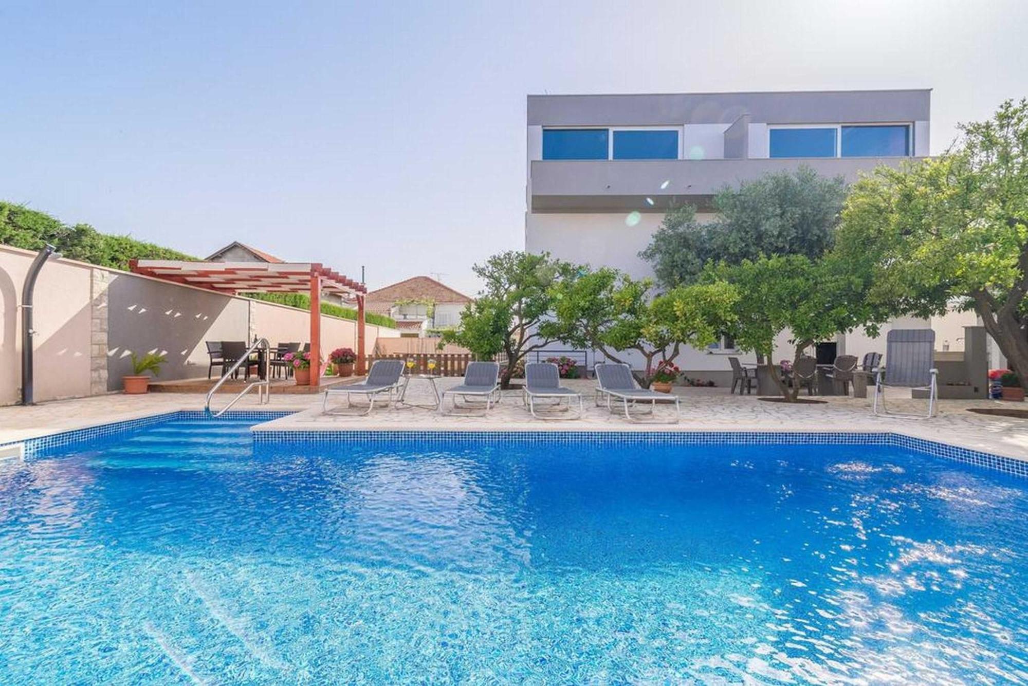 Apartments Villa Odesa With Shared Pool Zadar Chambre photo