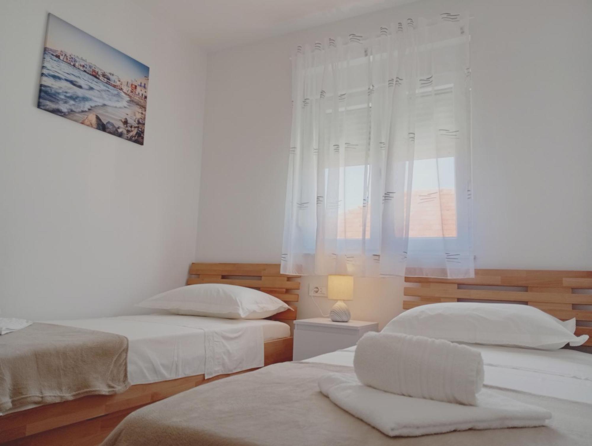 Apartments Villa Odesa With Shared Pool Zadar Chambre photo